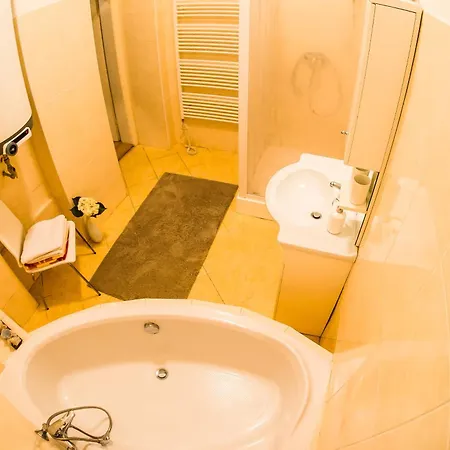 Cozy Apartment In Prague'S Best Area Exterior photo