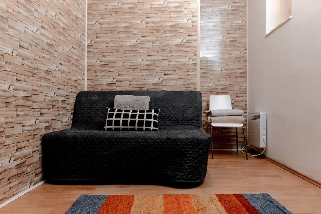 公寓 Cozy In Prague's Area